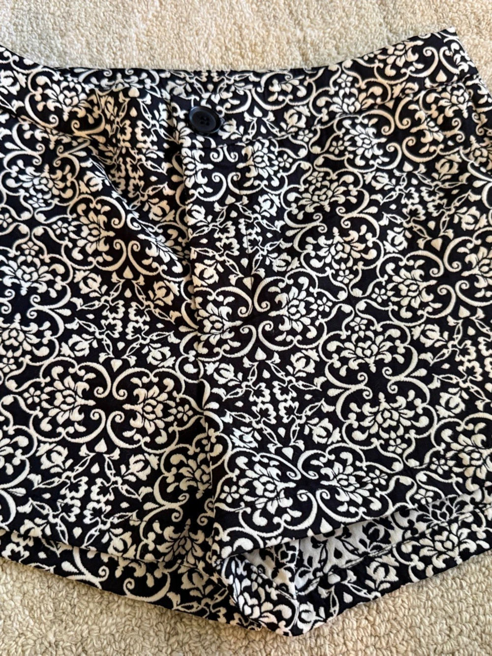 trixie + LULU Floral High Waist Shorts Size 7/8 Like New
